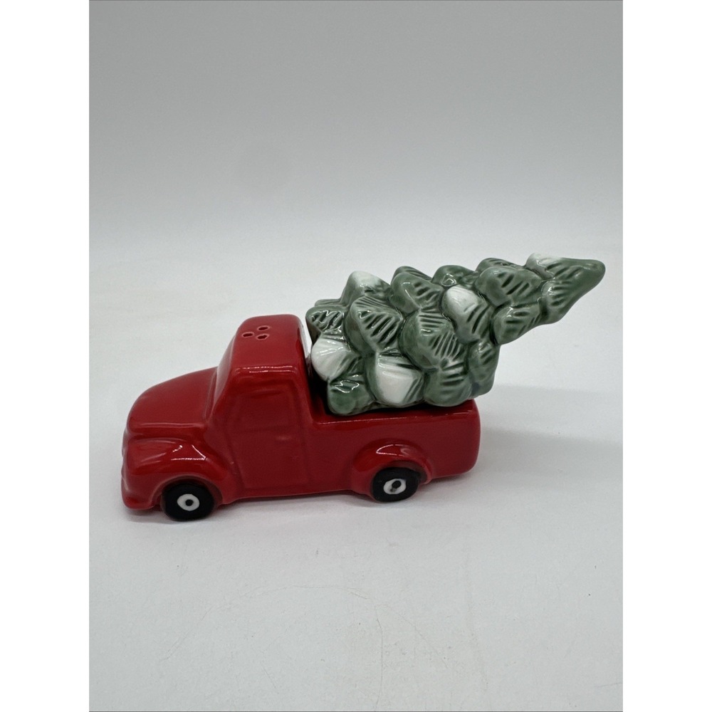 RED TRUCK & TREE  SALT AND PEPPER SHAKERS Unused Clean Christmas Ceramic